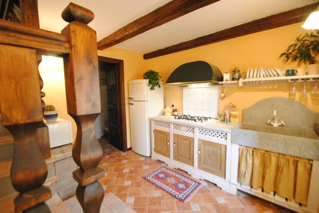 La Dolce Vite Apartment Tonco Room photo